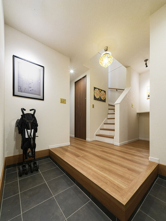 コタエルハウス（山岸工業） 【40坪台/間取図/2階リビング/回遊動線】プライバシーと開放感を両立！リビングを中心に家族の絆が深まる家の建築実例画像7