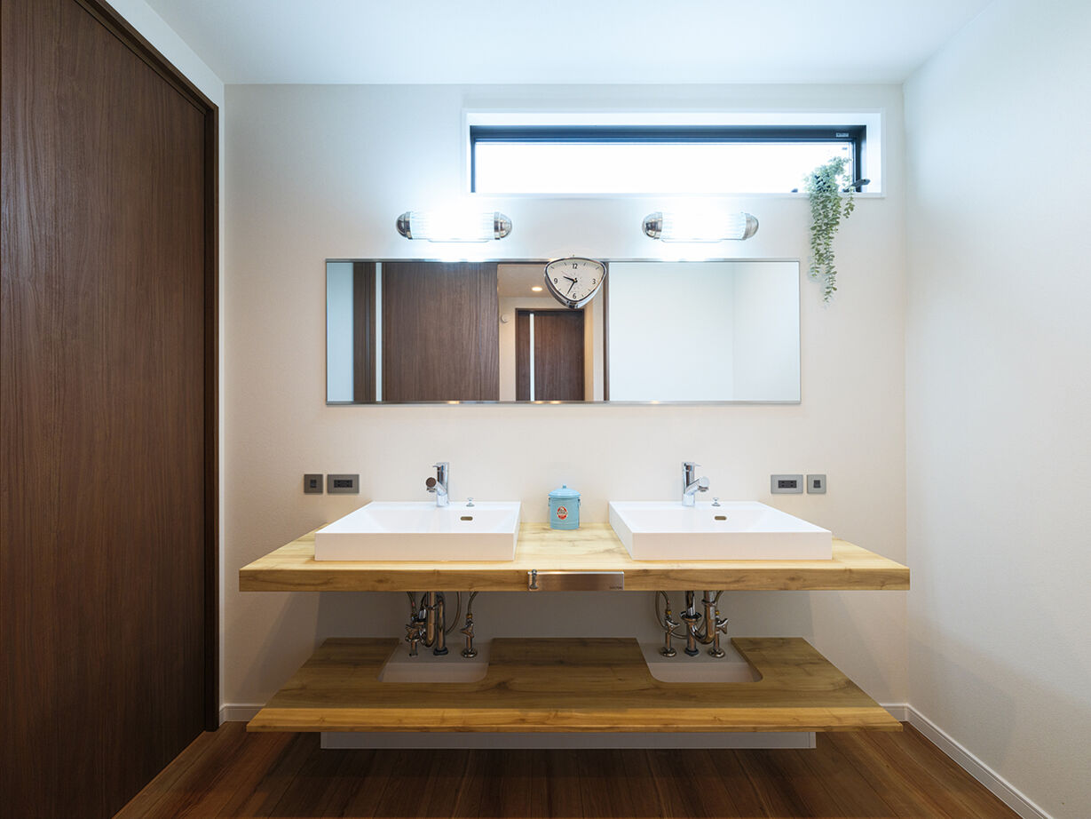 コタエルハウス（山岸工業） 【40坪台/間取図/2階リビング/回遊動線】プライバシーと開放感を両立！リビングを中心に家族の絆が深まる家の建築実例画像9