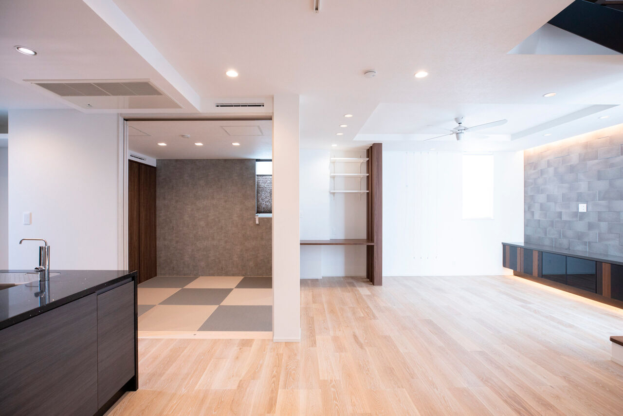 YAZAWALUMBER｜狭小特化 【敷地39坪/二世帯住宅/3階建て】全館空調で家中快適に。ビルトインガレージのある高性能な家の建築実例画像5