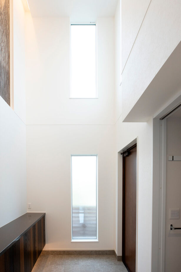 YAZAWALUMBER｜狭小特化 【敷地39坪/二世帯住宅/3階建て】全館空調で家中快適に。ビルトインガレージのある高性能な家の建築実例画像7