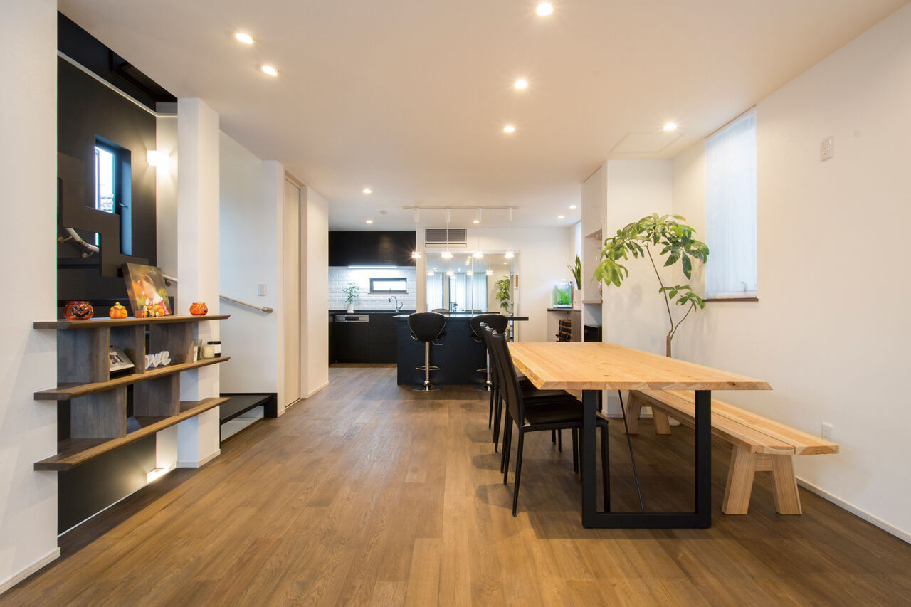 YAZAWALUMBER｜狭小特化 【敷地28坪/テラス/3000万円台】狭小でも広がりのある住空間を！屋上でBBQのできる家をこの価格での建築実例画像2