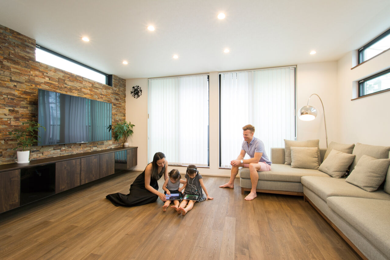 YAZAWALUMBER｜狭小特化 【敷地28坪/テラス/3000万円台】狭小でも広がりのある住空間を！屋上でBBQのできる家をこの価格での建築実例画像3