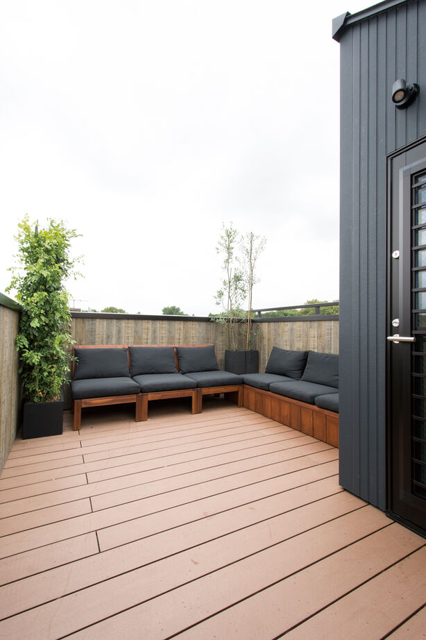 YAZAWALUMBER｜狭小特化 【敷地28坪/テラス/3000万円台】狭小でも広がりのある住空間を！屋上でBBQのできる家をこの価格での建築実例画像5