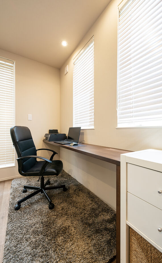 YAZAWALUMBER｜狭小特化 【敷地20坪/3階建て/ビルトインガレージ/3000万円台】狭小キューブハウスでハイスペックな家を実現！の建築実例画像7