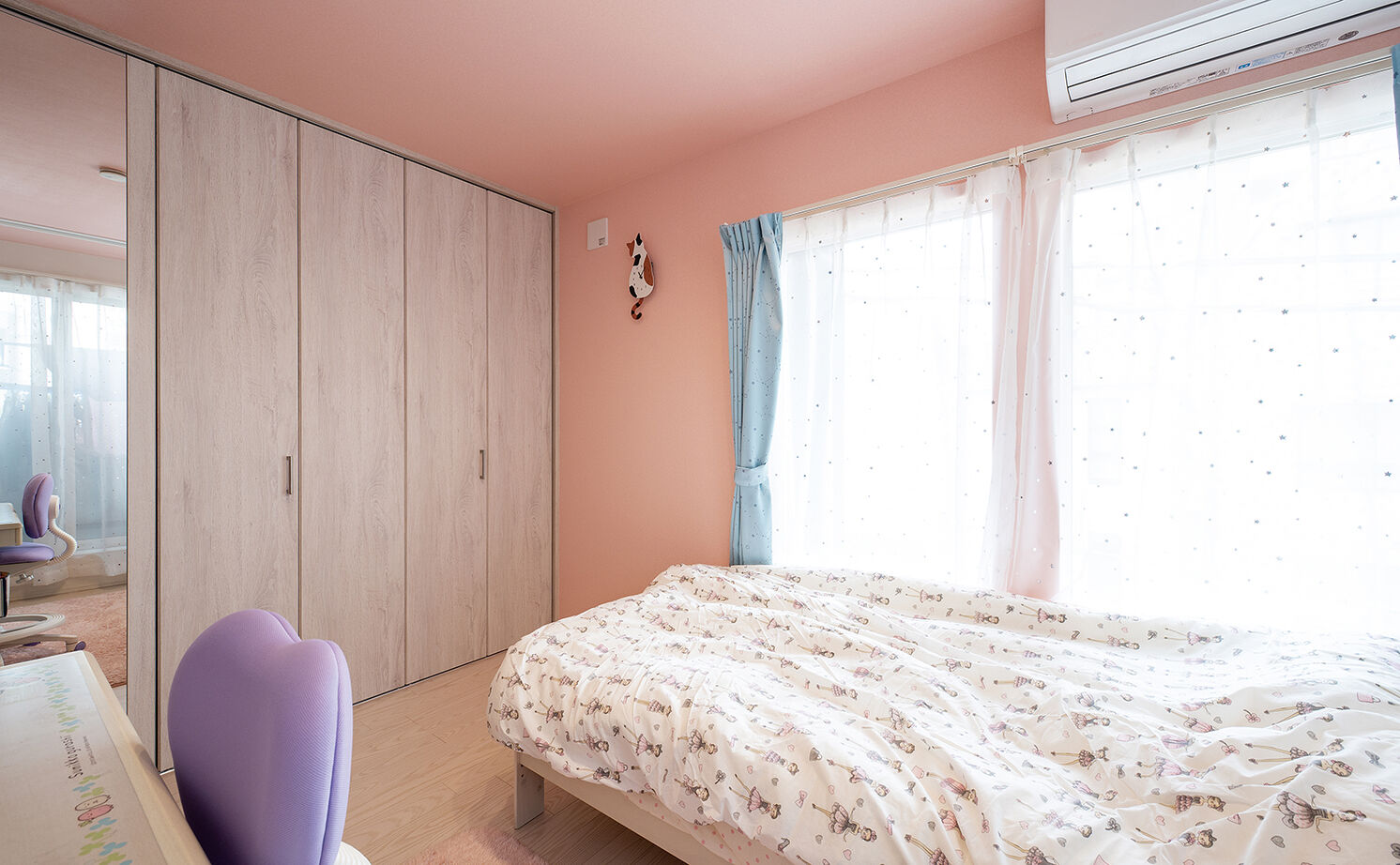 YAZAWALUMBER｜狭小特化 【敷地20坪/3階建て/ビルトインガレージ/3000万円台】狭小キューブハウスでハイスペックな家を実現！の建築実例画像13