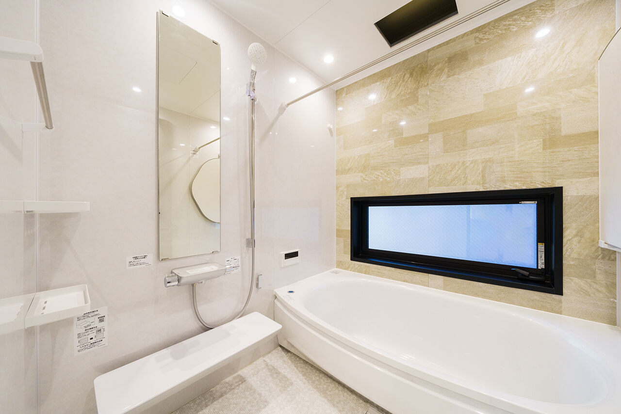 YAZAWALUMBER｜狭小特化 【敷地22坪/3階建て/2000万円台】2階リビングとひと続きのバルコニーが自慢！狭小空間を活用した家の建築実例画像9