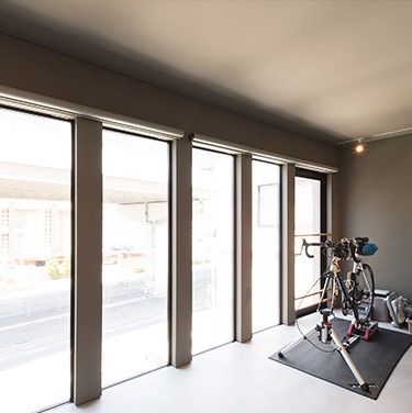 アナタカラ建設 【大阪府/インナーガレージ/50坪台】スタイリッシュ&ヴィンテージな3階建て住宅の実例（間取り図有）の建築実例画像6