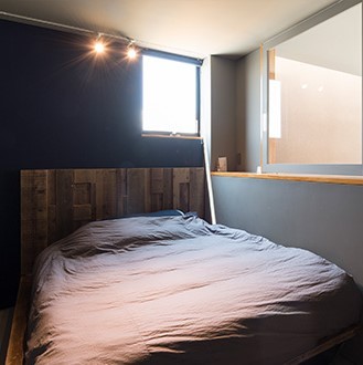 アナタカラ建設 【大阪府/インナーガレージ/50坪台】スタイリッシュ&ヴィンテージな3階建て住宅の実例（間取り図有）の建築実例画像7