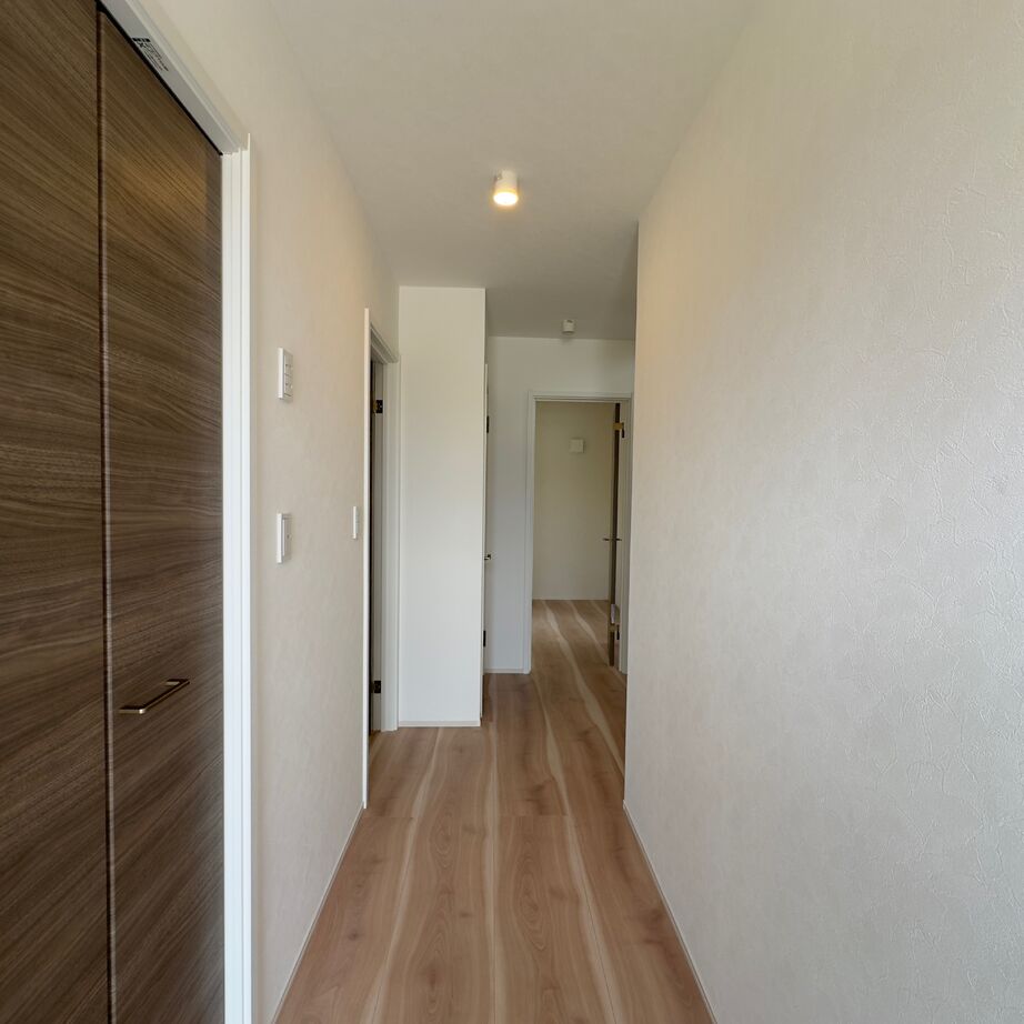 ネクストイノベーション 【山形市/店舗併用住宅/二世帯住宅/アウトドア】祖父母・夫婦・子どもの３世代が心地よく暮らす広々空間の建築実例画像2