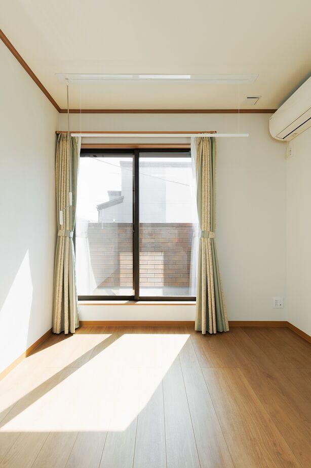 眞工務店 【30坪/長期優良住宅/BELS★5】狭小地でも、駐車場2台分＆ゆとりのある住空間を実現！の建築実例画像6