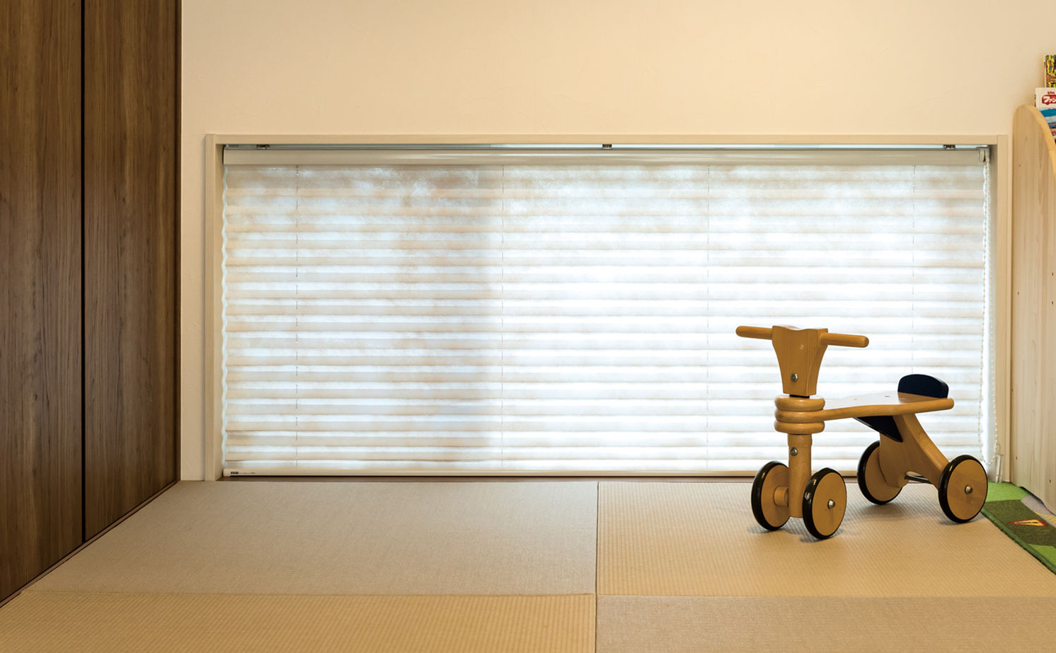 オークデザインハウス（オークス建設） 【2000万円～2499万円で建てた家】オーク無垢床×屋久島地杉のウッドデッキ×数年後の快適性を配慮した住まいの建築実例画像6