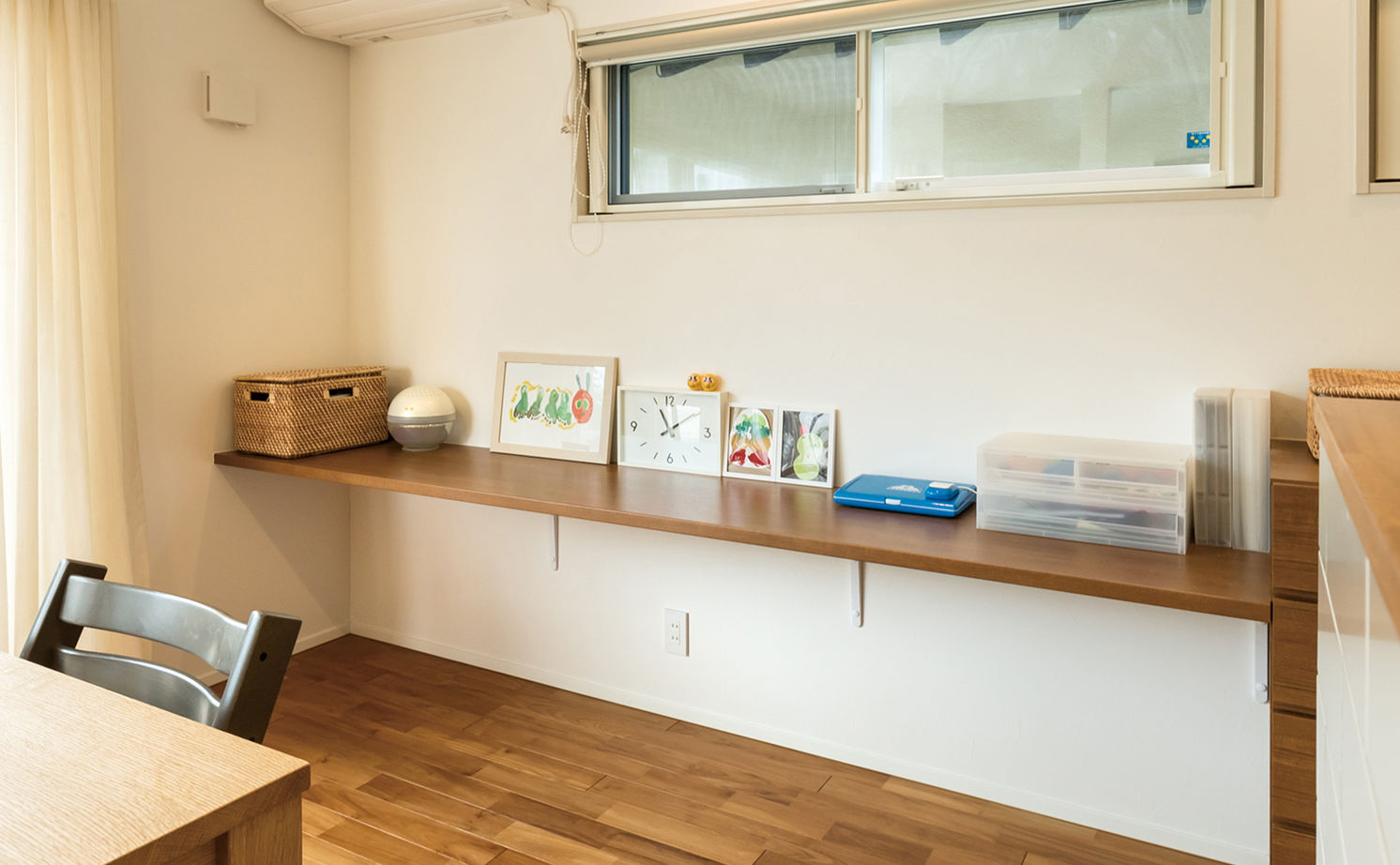 オークデザインハウス（オークス建設） 【2000万円～2499万円で建てた家】オーク無垢床×屋久島地杉のウッドデッキ×数年後の快適性を配慮した住まいの建築実例画像10