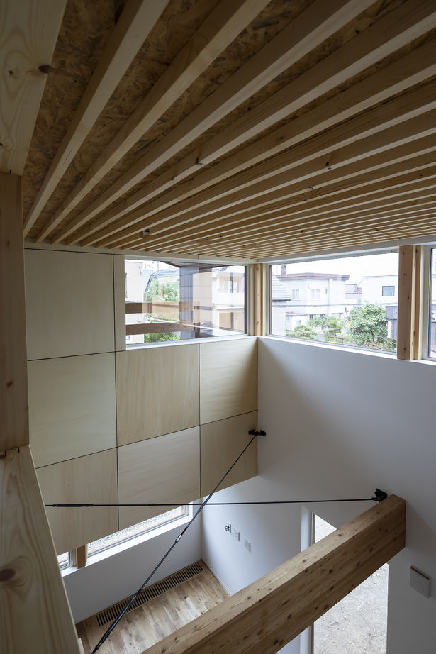 STV興発 【札幌市/5人家族(二世帯同居・子ども2人)/造作洗面】家中どこにいても明るい。光と家族を繋ぐ住まいの建築実例画像9