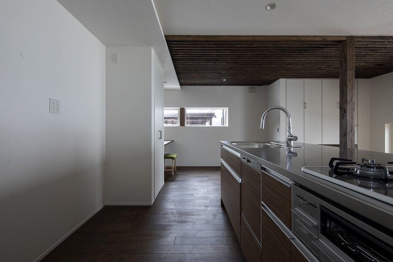 STV興発 【江別市/３LDK間取図/ワークスペース】こだわりの畳コーナーがある、木の温もり溢れる開放的な住まいの建築実例画像5