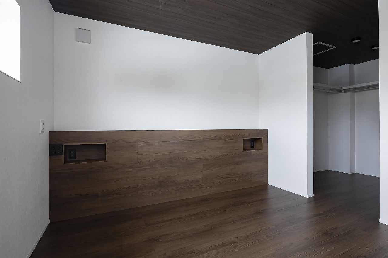 STV興発 【江別市/３LDK間取図/ワークスペース】こだわりの畳コーナーがある、木の温もり溢れる開放的な住まいの建築実例画像9