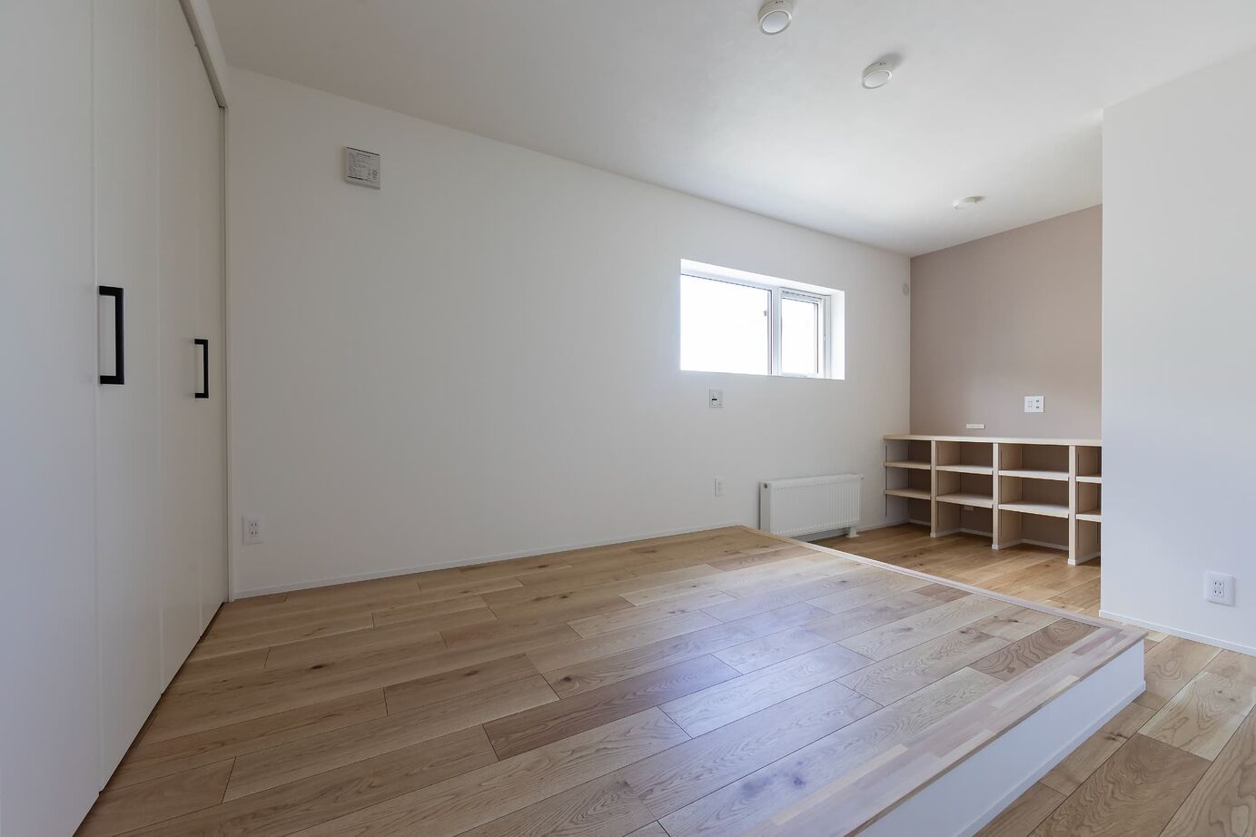 STV興発 【札幌/3LDK/収納充実 /吹き抜け/開放感】広がりと温もりを感じる住まいの建築実例画像8