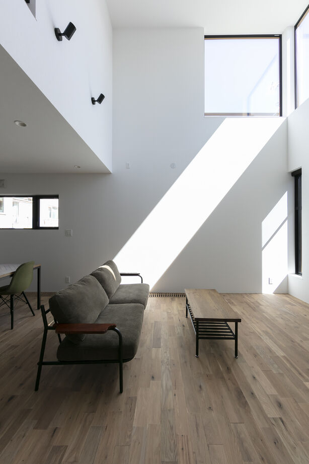 STV興発 【札幌市/3LDK+フリールーム間取り図/造作家具/個室にもなる畳の小上り】の建築実例画像3