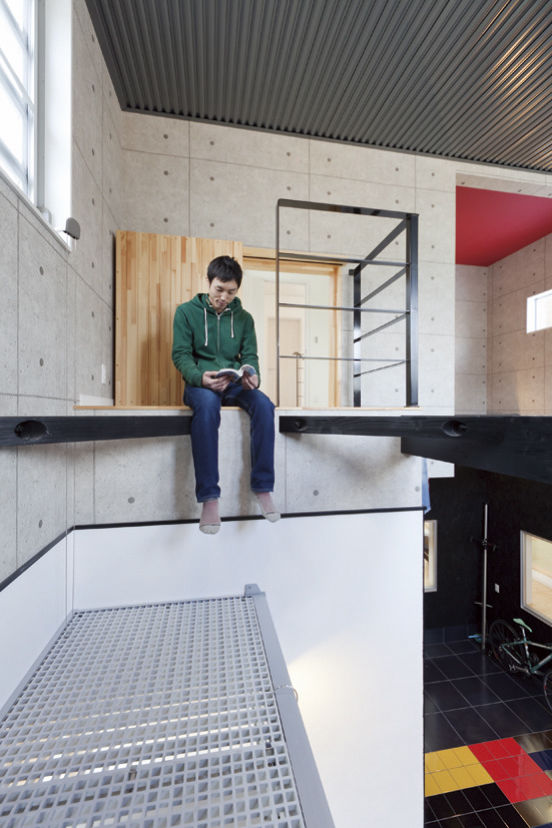 東創プランニングサービス 【2000万円】【間取り有】愛車や趣味を楽しむ家。遊び心溢れるプランが詰まったガレージハウスの建築実例画像2