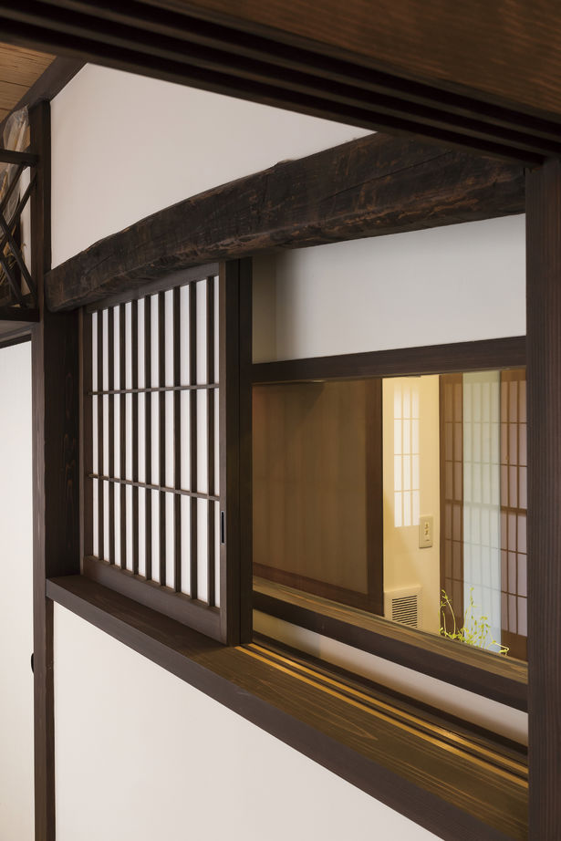 東創プランニングサービス 【2000万円】【間取り有】長年住み継いだような雰囲気の古民家スタイルのガレージハウスの建築実例画像10