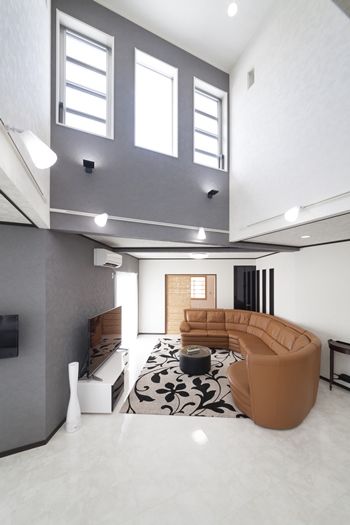 東創プランニングサービス 【間取り有/インナーガレージ】「車が主役のガレージハウスが建てたい！」そんな夢を土地探しからサポートの建築実例画像3