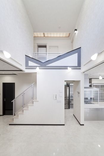 東創プランニングサービス 【間取り有/インナーガレージ】「車が主役のガレージハウスが建てたい！」そんな夢を土地探しからサポートの建築実例画像6