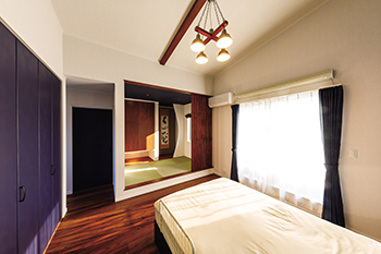 東創プランニングサービス 【1000万円台】造作家具たっぷり。無垢&アイアンのクールなインダストリアル・スタイルの家【間取り有】の建築実例画像6