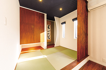 東創プランニングサービス 【1000万円台】造作家具たっぷり。無垢&アイアンのクールなインダストリアル・スタイルの家【間取り有】の建築実例画像7