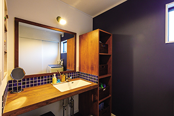 東創プランニングサービス 【1000万円台】造作家具たっぷり。無垢&アイアンのクールなインダストリアル・スタイルの家【間取り有】の建築実例画像8