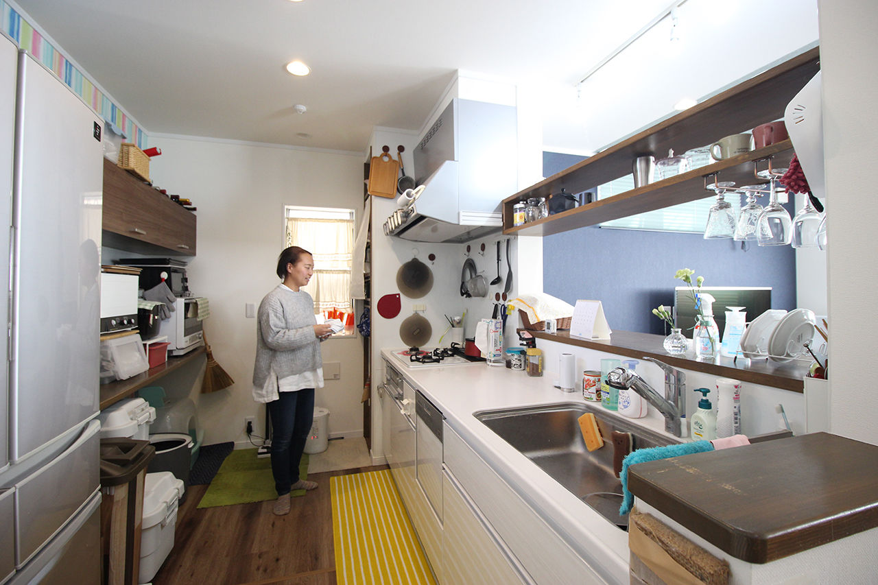 東創プランニングサービス 【三郷市／ガレージハウス／ペット】収納にこだわった自分仕様のキッチンと、寛ぎの畳スペースのある家の建築実例画像4