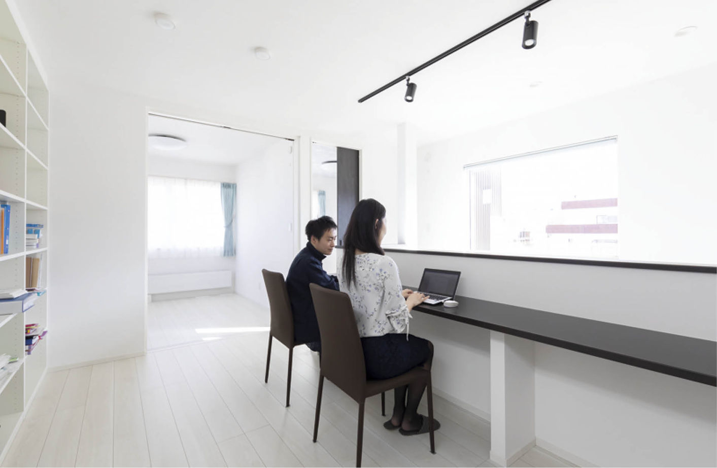 ホーム企画センター 【2000万円～2500万円】光をたっぷり採り込む快適新居　炭の効果を実感できる心地よさの建築実例画像2