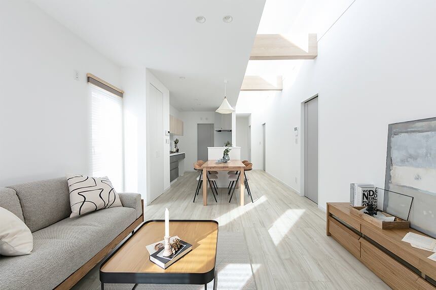 ホーム企画センター 【札幌市/平屋】シンプルで心地よい吹抜けのある平屋の建築実例画像