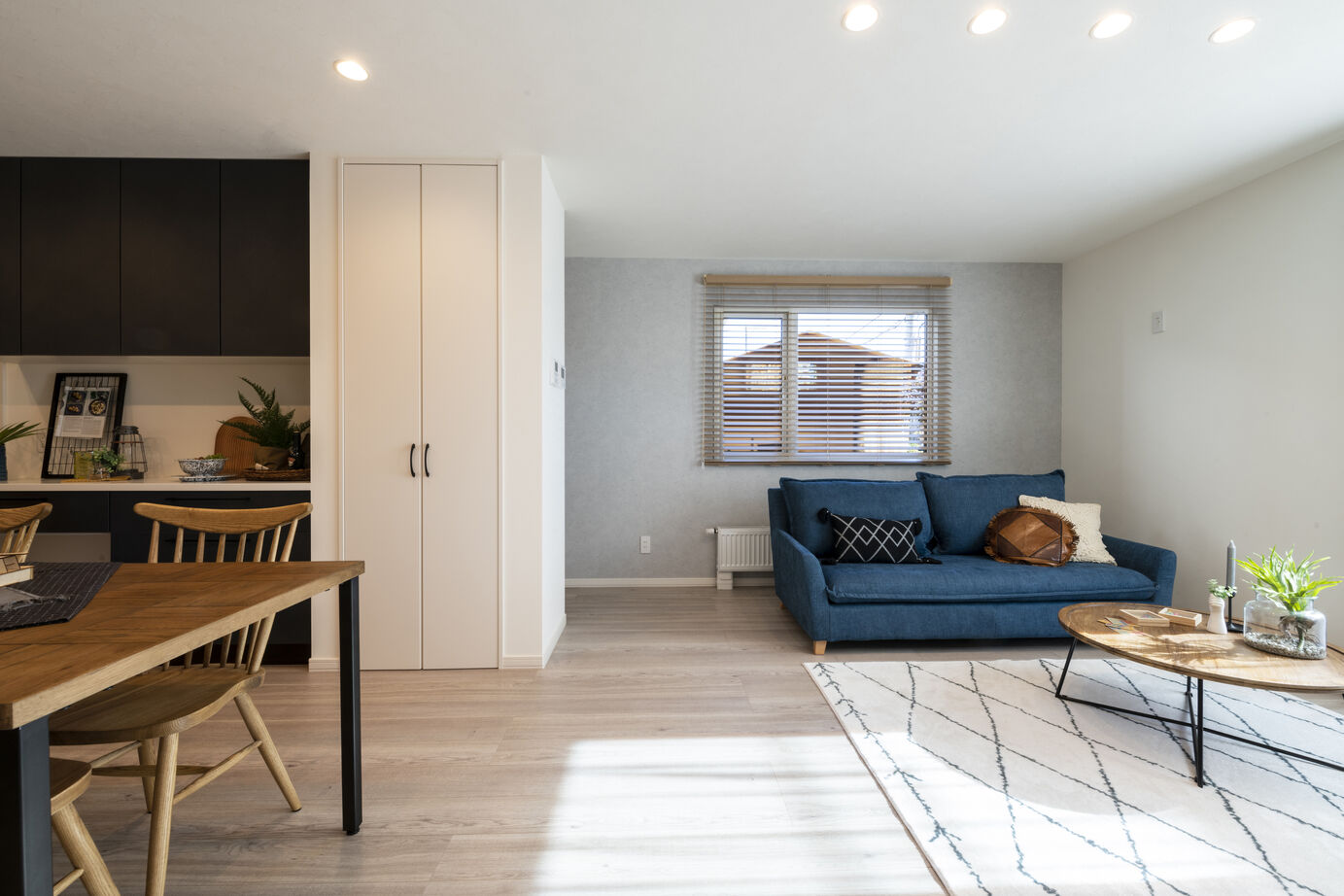 ホーム企画センター 【札幌市】コンクリートとボタニカルが共存する屋上庭園のある住まいの建築実例画像4