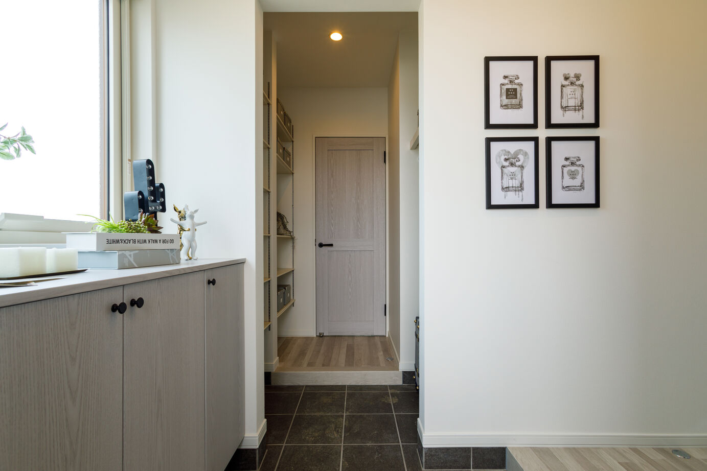 ホーム企画センター 【札幌市】スタイリッシュな都心生活を実現した、理想の住まいの建築実例画像2