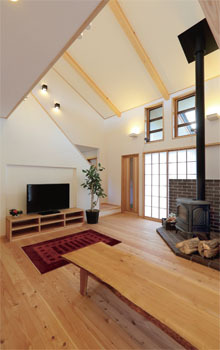 Toiro　四季の住まい 無垢１００％の温もりの中で 心から寛げる日々を暮らすの建築実例画像2