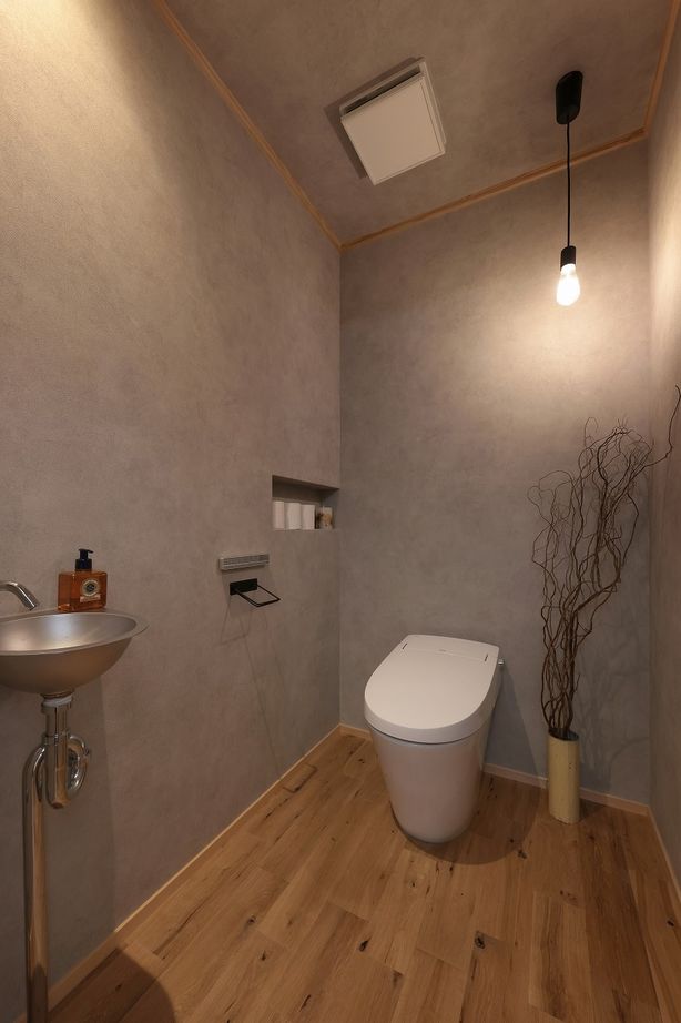 Toiro　四季の住まい 【子育て/2階建て】無垢の木と漆喰。思い描いた理想の住まいをカタチにした自然素材の家の建築実例画像9