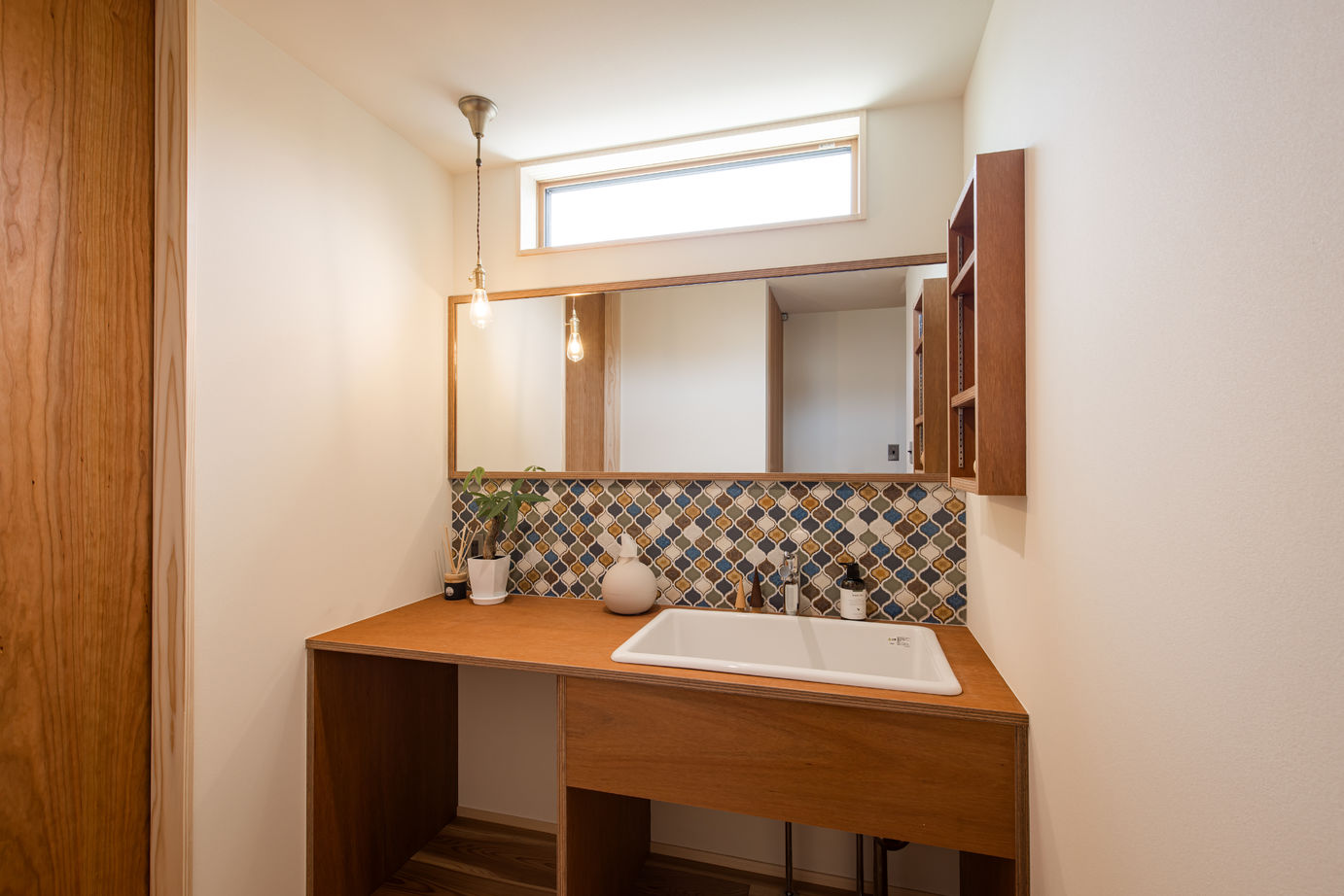 KEN建築工房 【河内長野市/平屋/2000万円台】家の中には造作家具がいっぱい！自然素材をふんだんに使用した平屋のお家の建築実例画像6