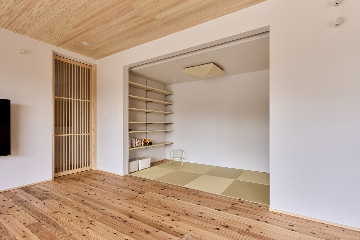 KEN建築工房 【大阪府富田林市/平屋/3000万円台】何気ない毎日を特別にする家の内外が大らかに繋がる平屋の建築実例画像5