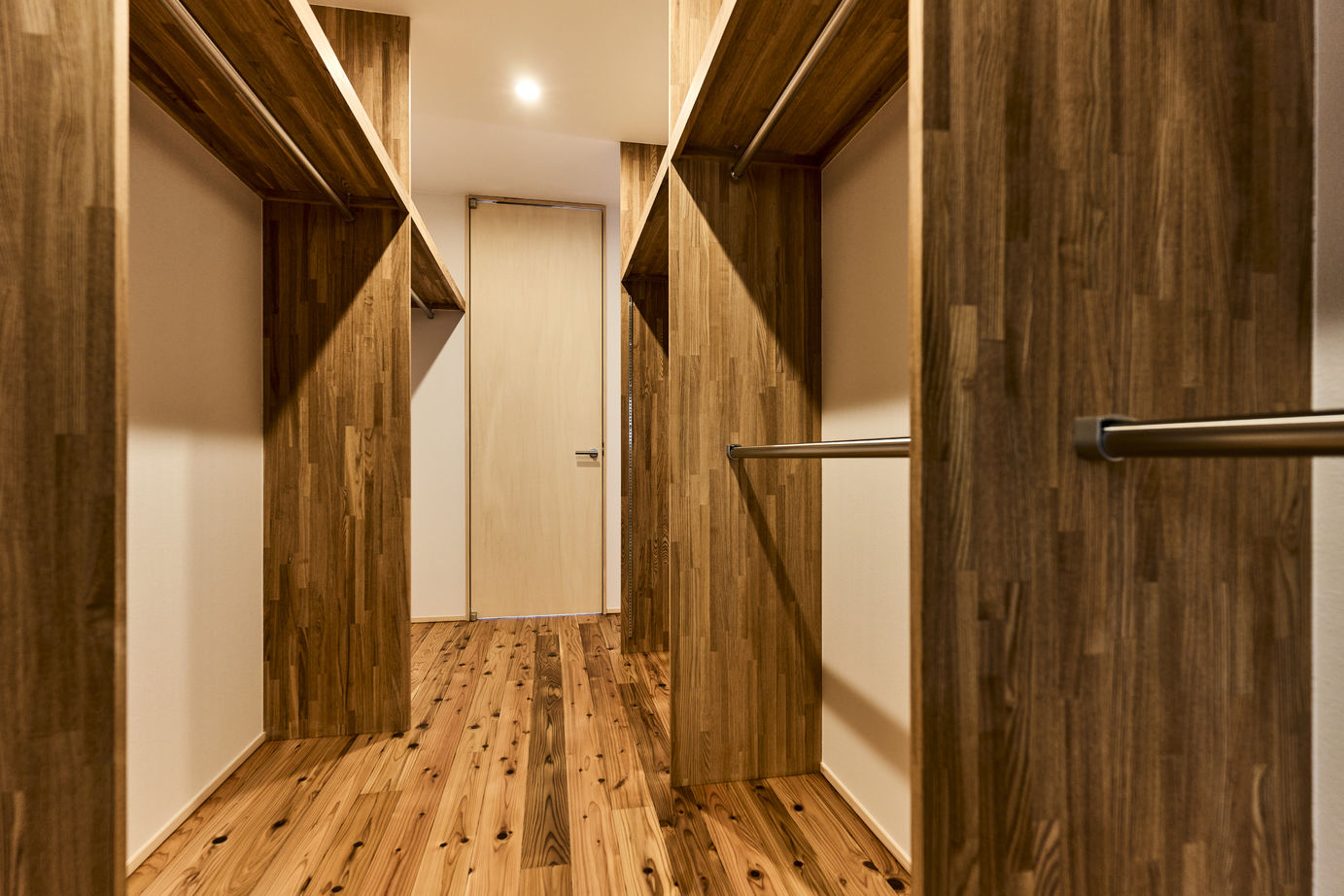 KEN建築工房 【大阪府富田林市/平屋/3000万円台】何気ない毎日を特別にする家の内外が大らかに繋がる平屋の建築実例画像9