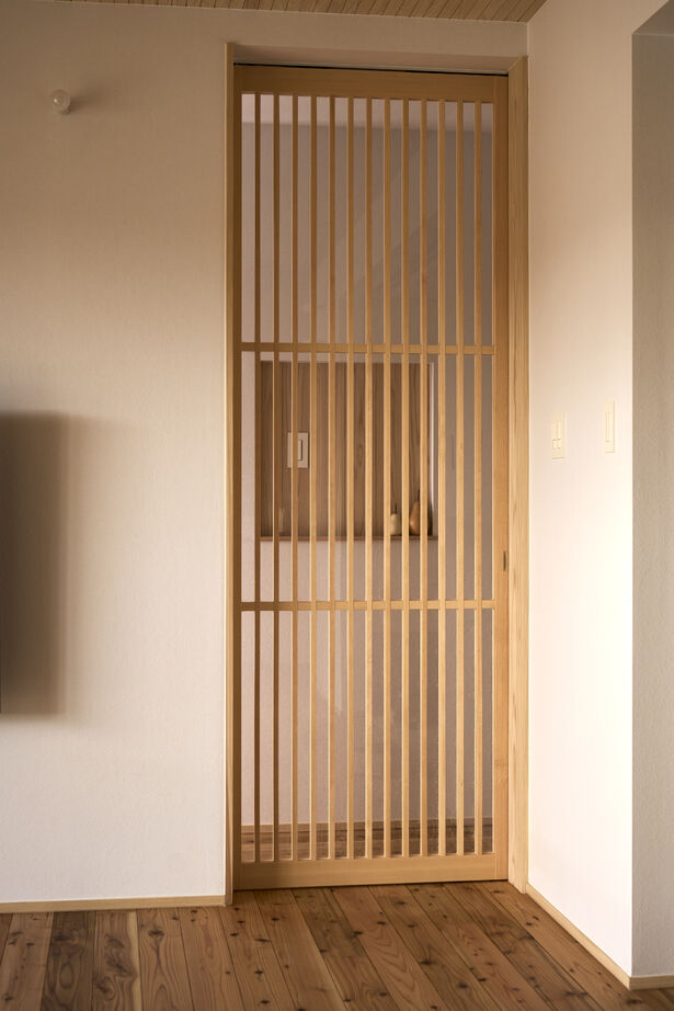 KEN建築工房 【大阪府富田林市/平屋/3000万円台】何気ない毎日を特別にする家の内外が大らかに繋がる平屋の建築実例画像14