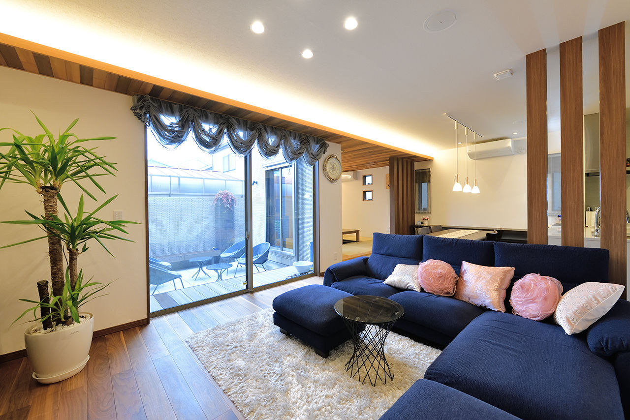 クレバリーホーム立川店／デザイノ 【3000万円～3499万円／中庭／間取図有】高級感を演出する工夫や家事の効率化で、暮らしの質を高める家にの建築実例画像2