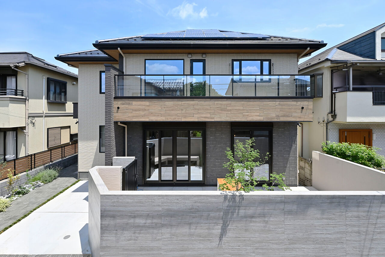 クレバリーホーム立川店／デザイノ 【2500万円～2999万円／吹抜け／間取図有】明るく開放的なLDK。HEAT20のG2レベルの高い断熱性で年中快適の建築実例画像2