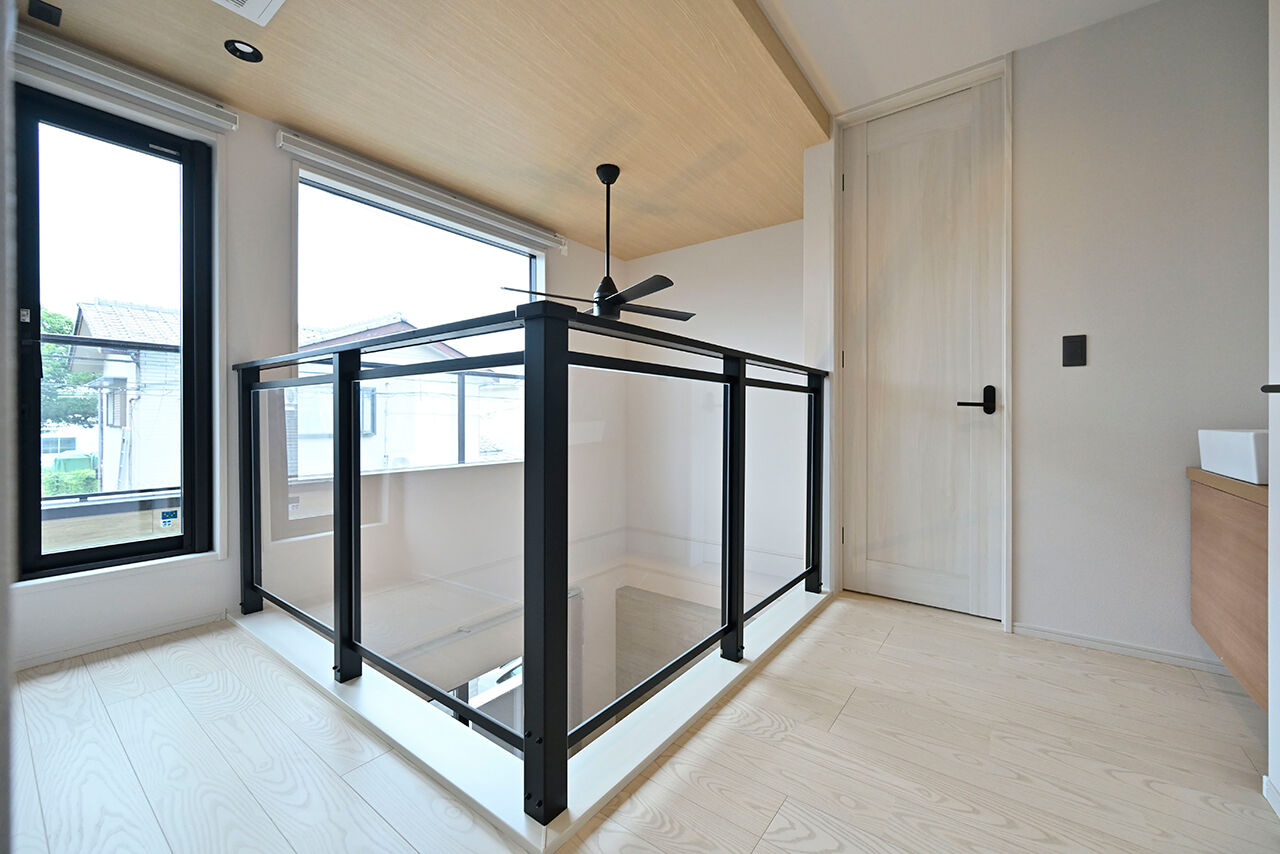 クレバリーホーム立川店／デザイノ 【2500万円～2999万円／吹抜け／間取図有】明るく開放的なLDK。HEAT20のG2レベルの高い断熱性で年中快適の建築実例画像7