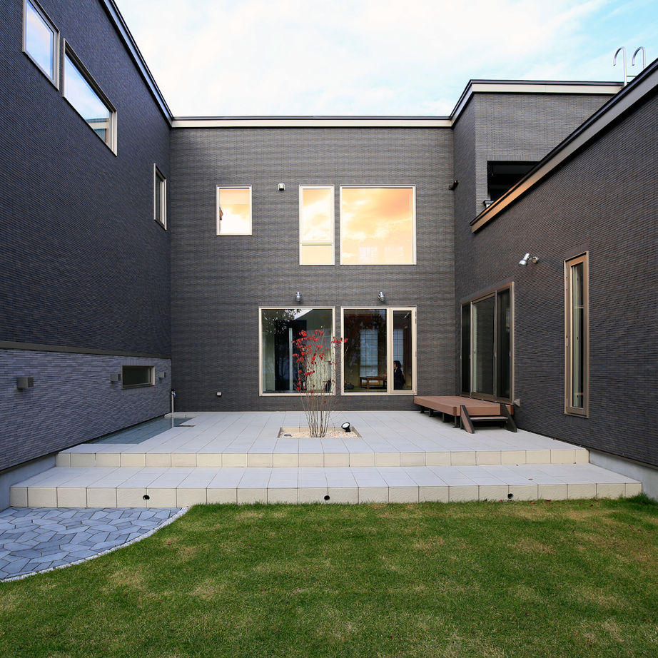 住まいのクワザワ 親と子が緩やかに結びつきながら、心地よく暮らす2世帯住宅。の建築実例画像8