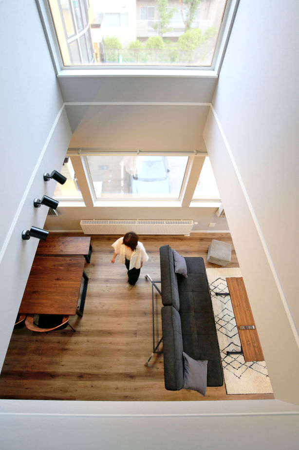 住まいのクワザワ 【3階建て/音楽室/防音/書斎】心おきなく趣味の音楽を楽しめる家に  理想と憧れを実現した3階建ての住まいの建築実例画像3