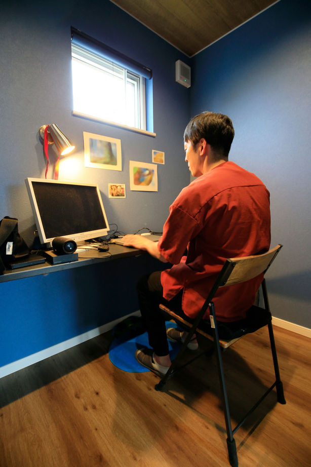 住まいのクワザワ 【3階建て/音楽室/防音/書斎】心おきなく趣味の音楽を楽しめる家に  理想と憧れを実現した3階建ての住まいの建築実例画像10