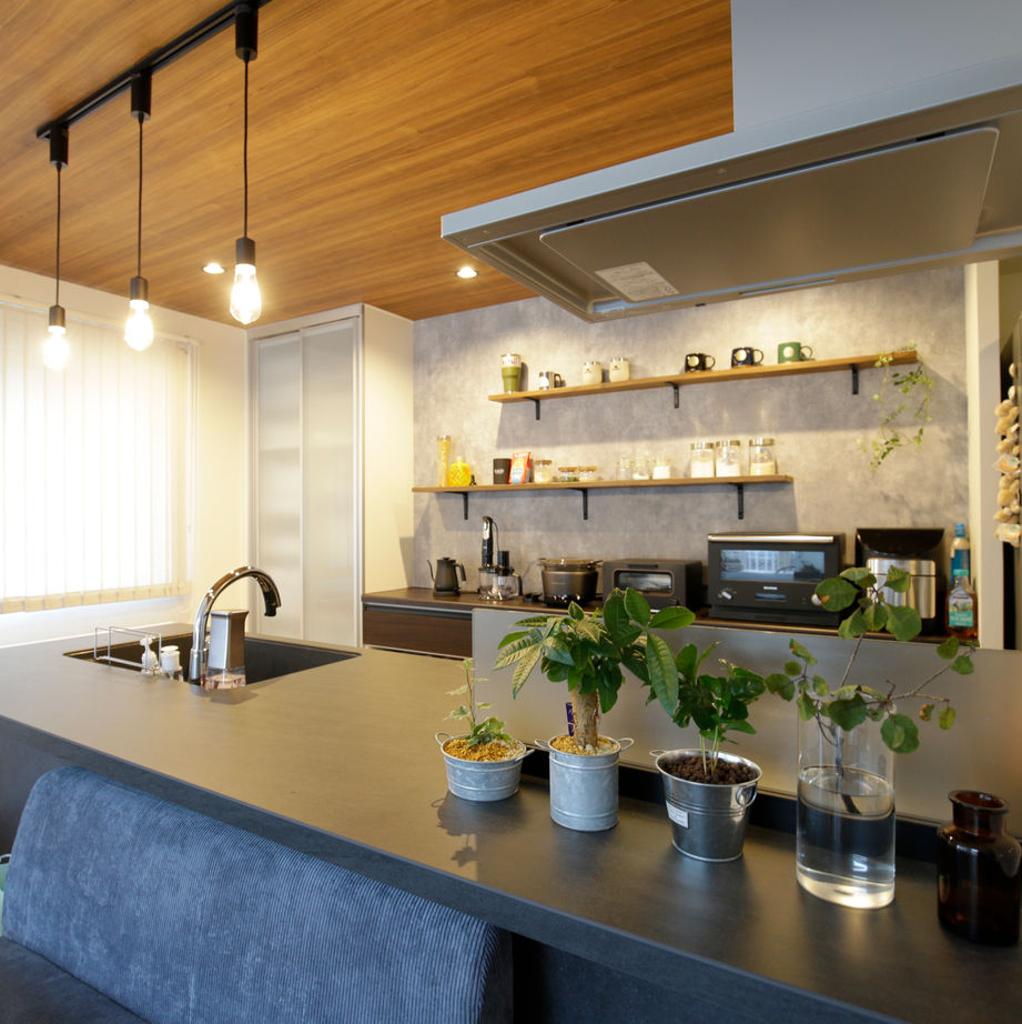 住まいのクワザワ 【ビンテージ/アウトドア】家族や仲間と共に生活を楽しむ、ベース(基地)のようなワクワク感のある家の建築実例画像6