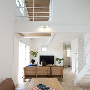 オークヴィルホームズ 【筑西市/3LDK/33.5坪】白を基調としたナチュラルなリゾートのような空間。憧れのカリフォルニアスタイル。の建築実例画像2