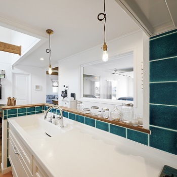 オークヴィルホームズ 【つくば市/4DK/31.25坪】愛車を眺めて一日が始まる　家の中心にガレージがある車屋の暮らしの建築実例画像5