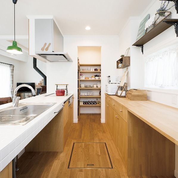 オークヴィルホームズ 【小山市/3LDK/35.5坪】薪ストーブと木の温もりを感じ、素材や色でアレンジ。アメリカントラディショナルの家の建築実例画像4