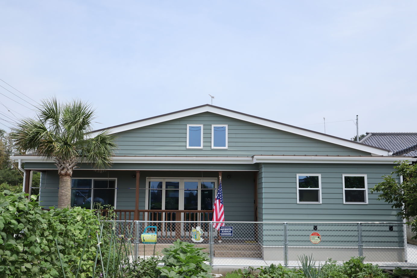 オークヴィルホームズ 【下妻市/4LDK/30.4３坪/スキップフロア】住みやすさを重視した平屋のサーファーズハウスの建築実例画像1